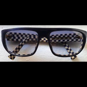 LOUIS VUITTON Damier Azur Polarized Sunglasses